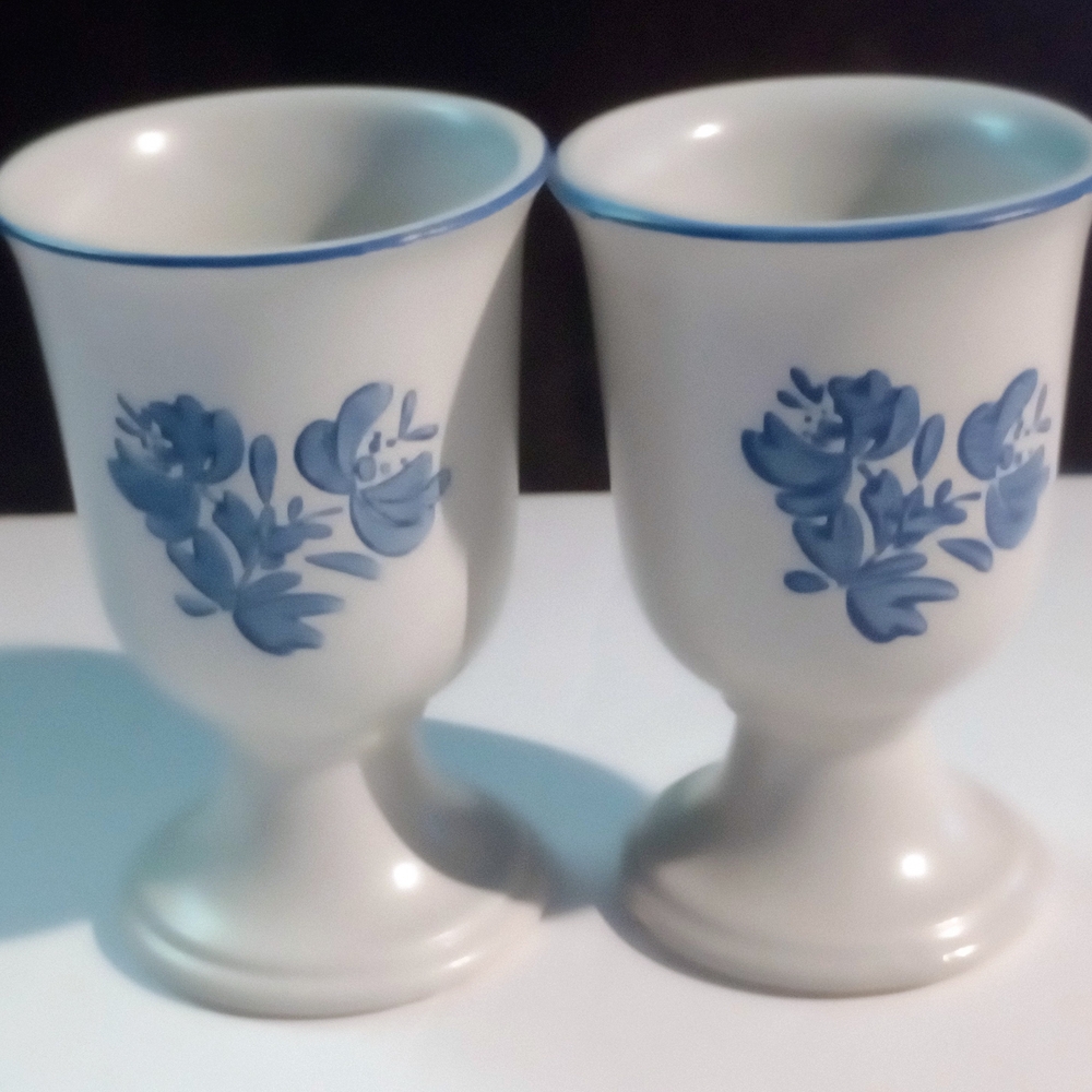 Pfaltzgraff Folk Art Stoneware Goblet Set Of Two Approximately 5 Inch By 3 In - Picture 1 of 4
